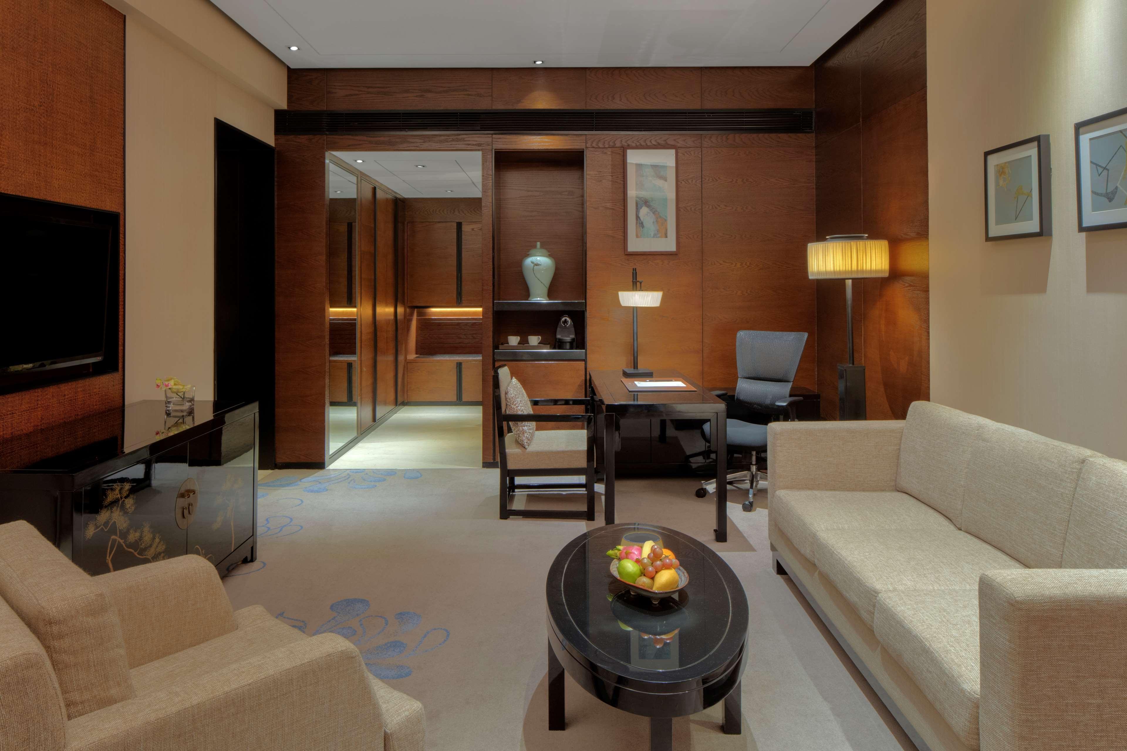 Chongqing Ronghui Grand Hotel Bagian luar foto