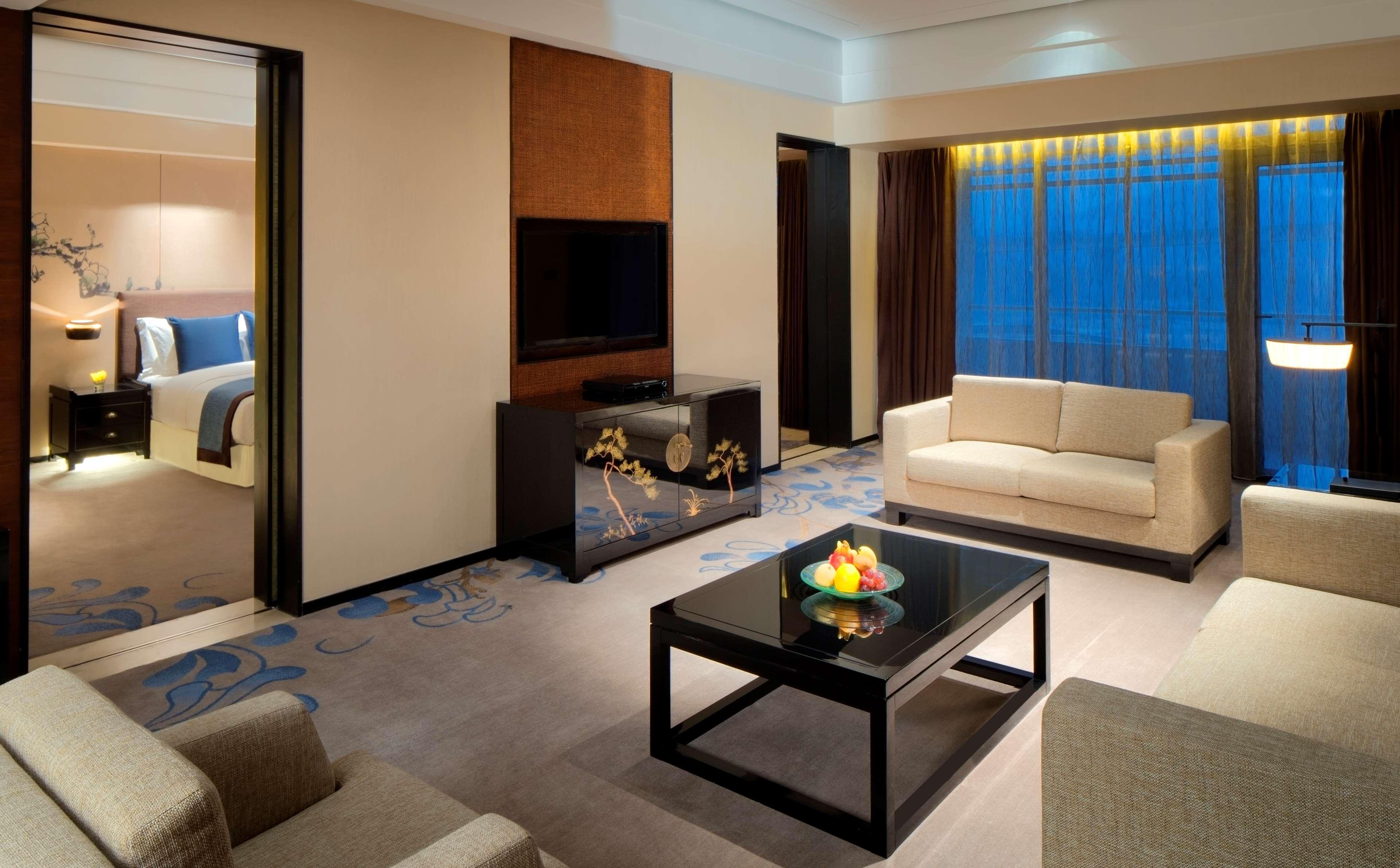 Chongqing Ronghui Grand Hotel Bagian luar foto