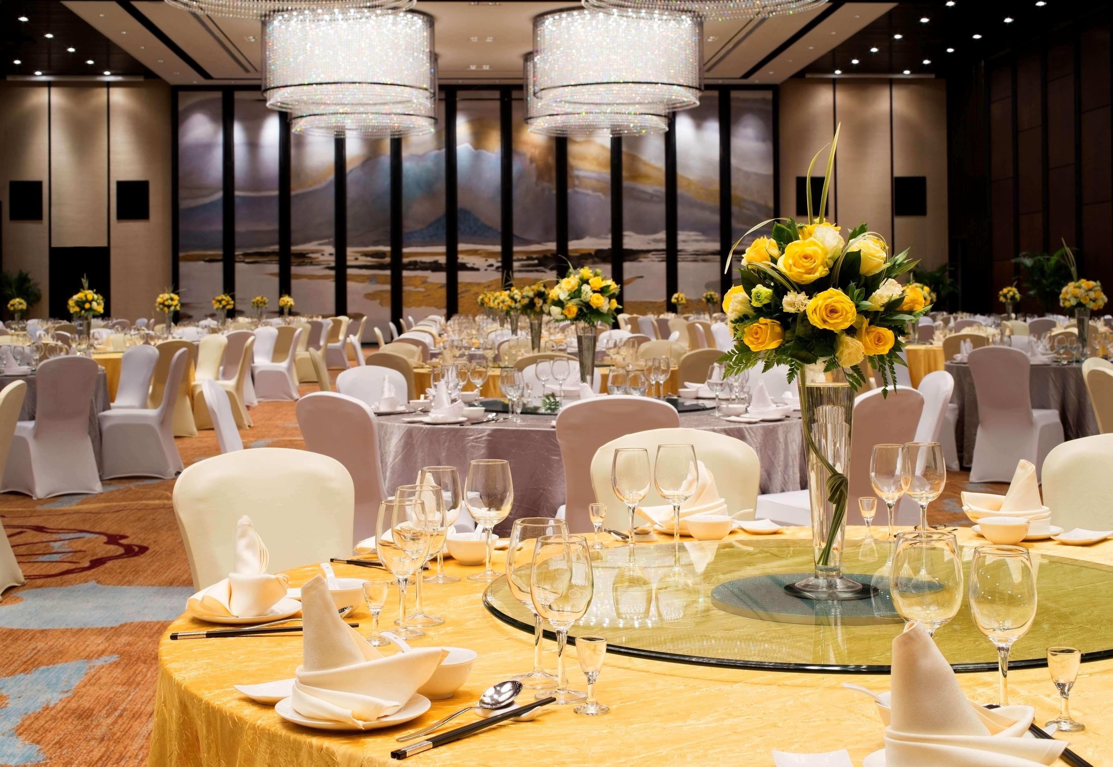 Chongqing Ronghui Grand Hotel Bagian luar foto