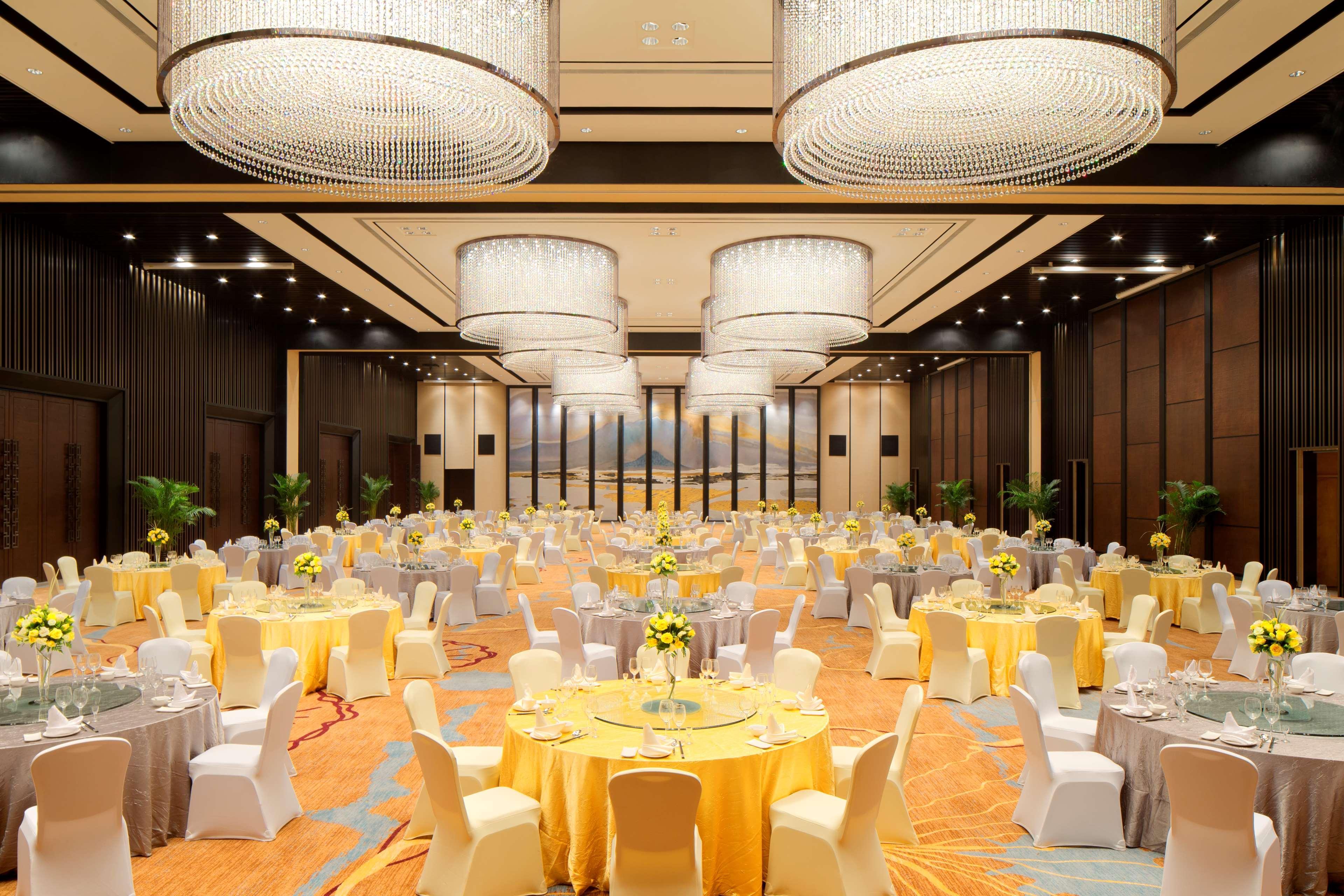 Chongqing Ronghui Grand Hotel Bagian luar foto
