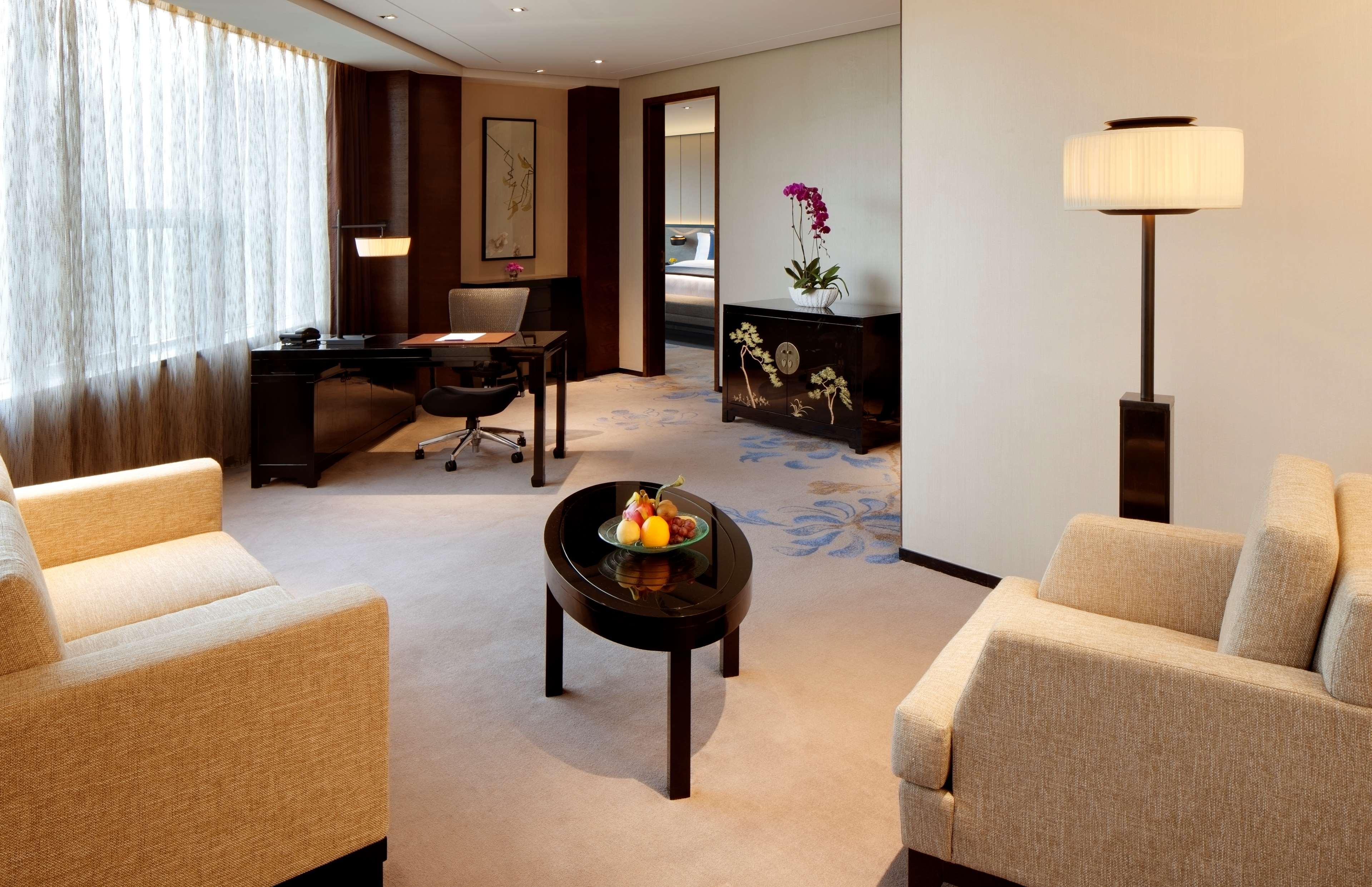 Chongqing Ronghui Grand Hotel Bagian luar foto