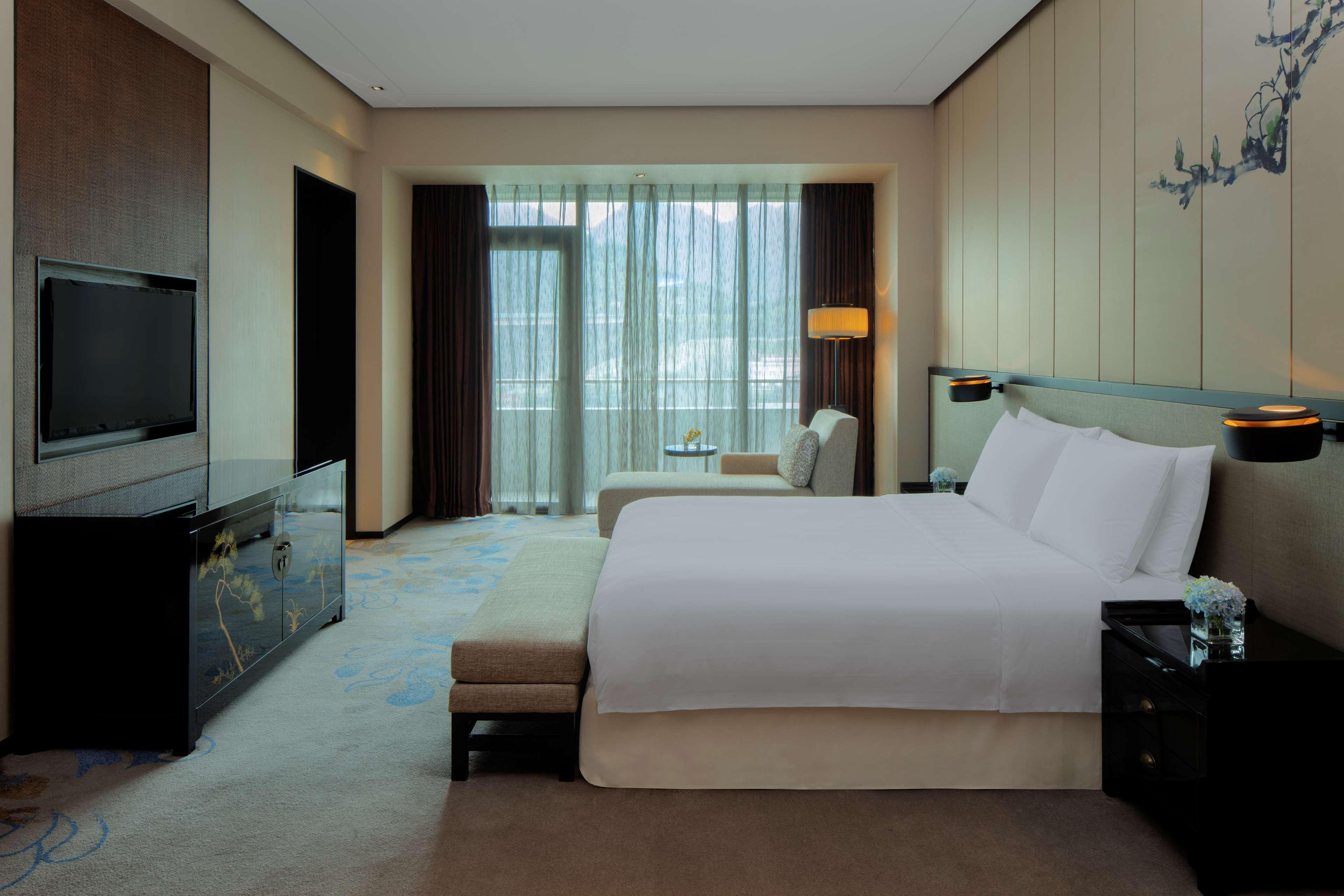 Chongqing Ronghui Grand Hotel Bagian luar foto